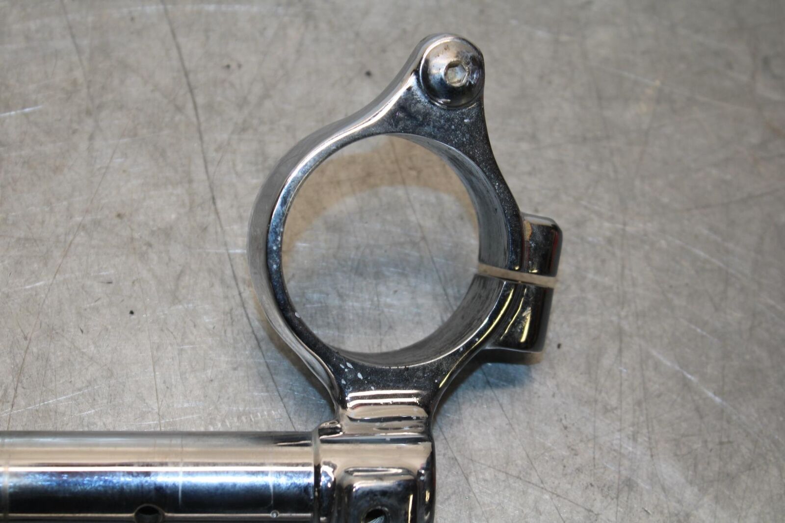 2001 Suzuki GSXR750 LEFT RIGHT CLIP ON ONS HANDLEBARS PAIR SET 56111-35F02 BB553