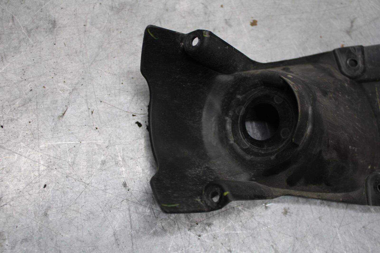 17 KAWASAKI Z900 ZR900 IGNITION TRIM PANEL COVER BB549