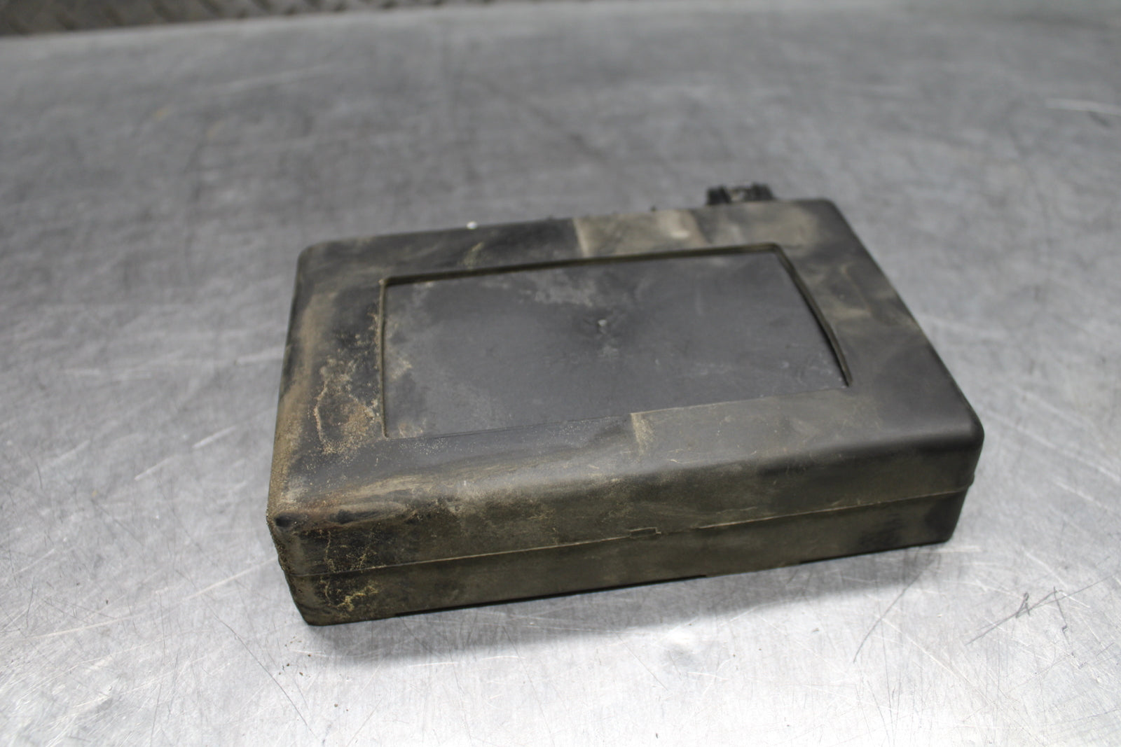 04 KAWASAKI VULCAN 1500 ECU COMPUTER CONTROLLER UNIT ECM CDI BB762