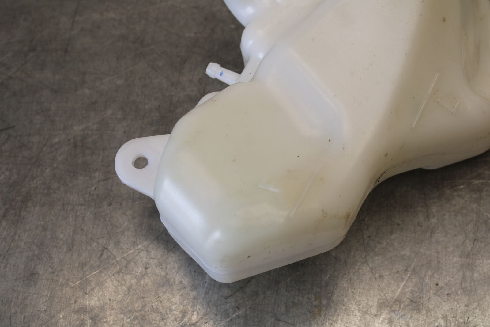 18-23 KAWASAKI NINJA 400 COOLANT WATER TANK RESERVOIR BOTTLE BB679