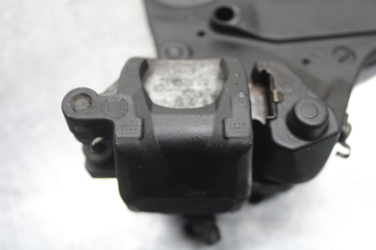 2016 BMW S1000R ABS REAR BACK BRAKE CALIPER W MOUNT BRACKET BB604