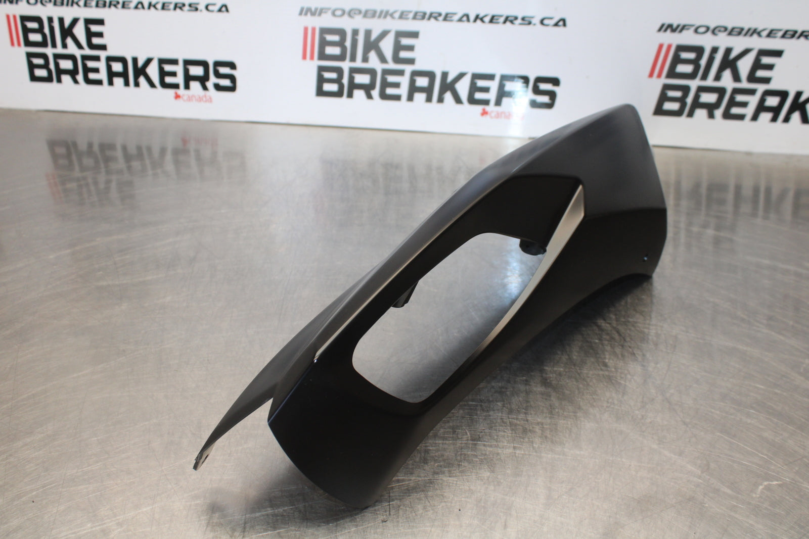 23-24 KAWASAKI NINJA ZX14R RIGHT REAR BACK TAIL FAIRING COWL SHROUD BB169