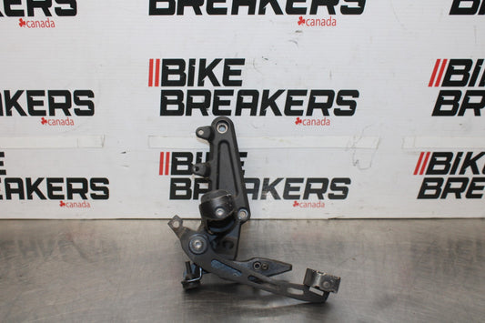 22 HARLEY-DAVIDSON PAN AMERICA 1250 RIGHT REARSET REAR SET DRIVER PEG REST BB910