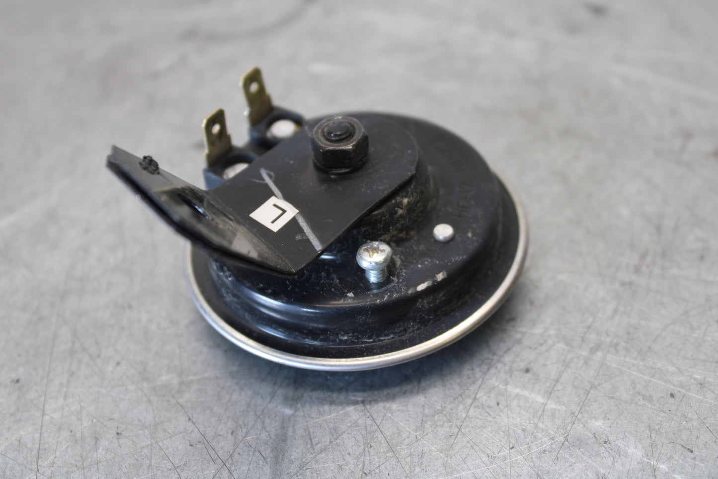 18-23 KAWASAKI NINJA 400 HORN SIGNAL  BB679