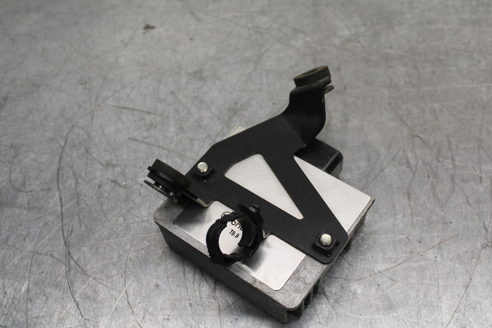 19-22 KAWASAKI Z400 RECTIFIER VOLTAGE REGULATOR BB738