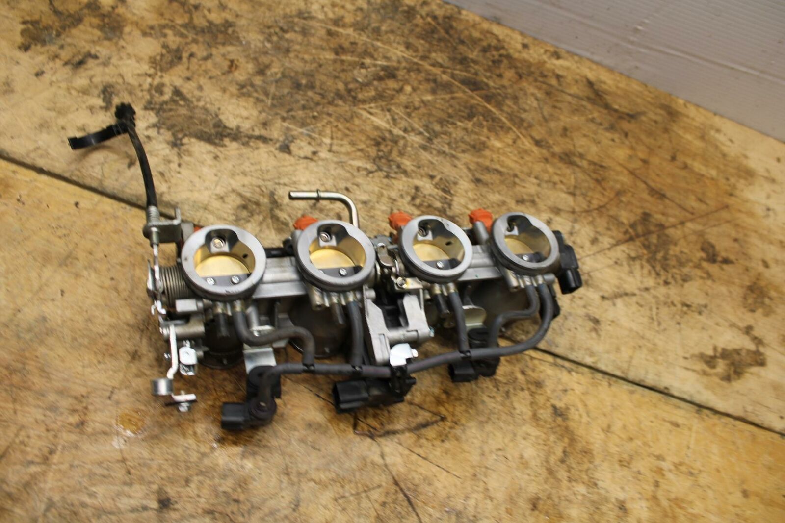 13-18 KAWASAKI NINJA ZX6R MAIN FUEL INJECTORS / THROTTLE BODIES BB349