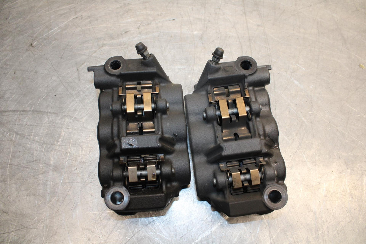 07-08 YAMAHA YZF R1 RIGHT LEFT FRONT BRAKE CALIPER SET PAIR CALIPERS BB483