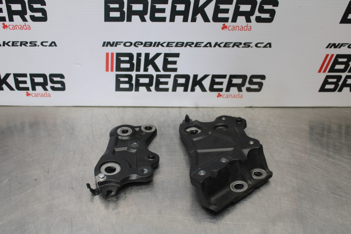23-24 YAMAHA MT-07 FRAME REARSET REAR SET BRACKETS MOUNTS BB194