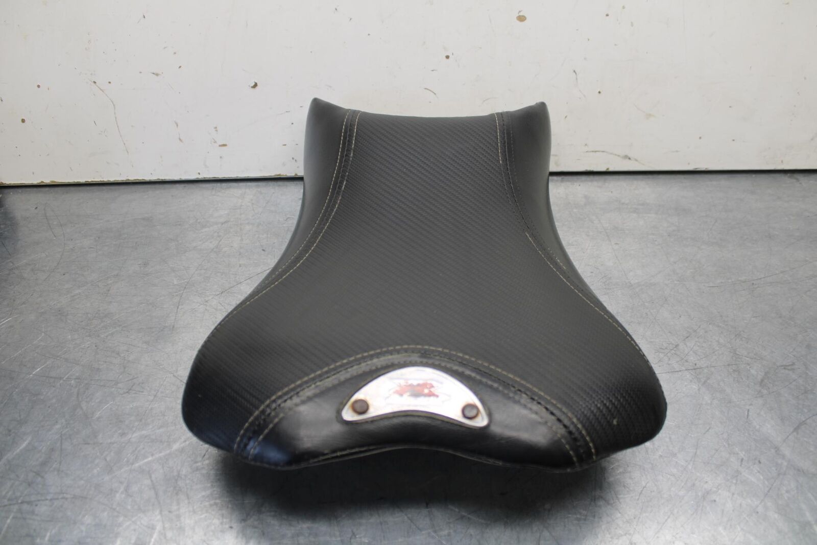 06-07 SUZUKI GSXR750 AFTERMARKET FRONT DRIVERS SEAT PAD SADDLE  BB613