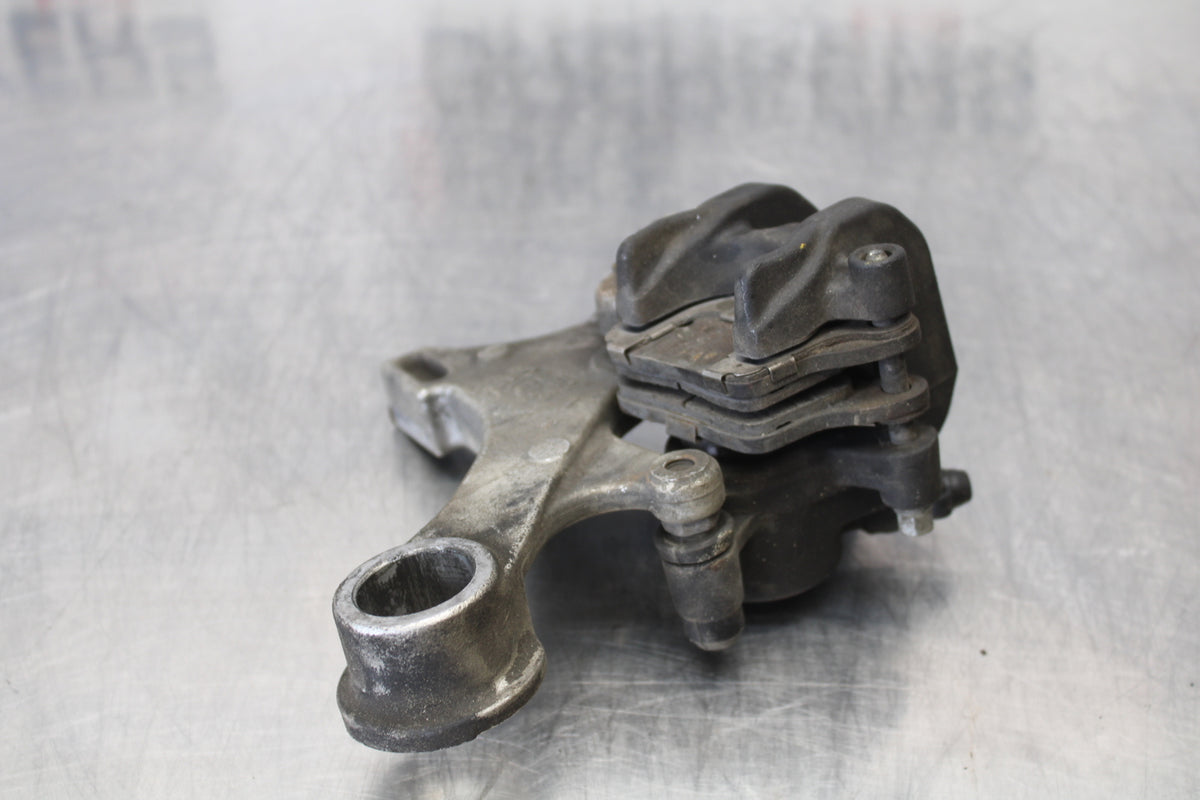 06-07 HONDA CBR1000RR REAR BACK BRAKE CALIPER W MOUNT BRACKET BB166