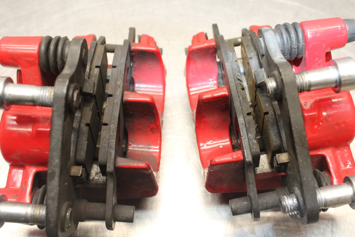2006 Suzuki Boulevard C90 RIGHT LEFT FRONT BRAKE CALIPER SET PAIR CALIPERS BB849