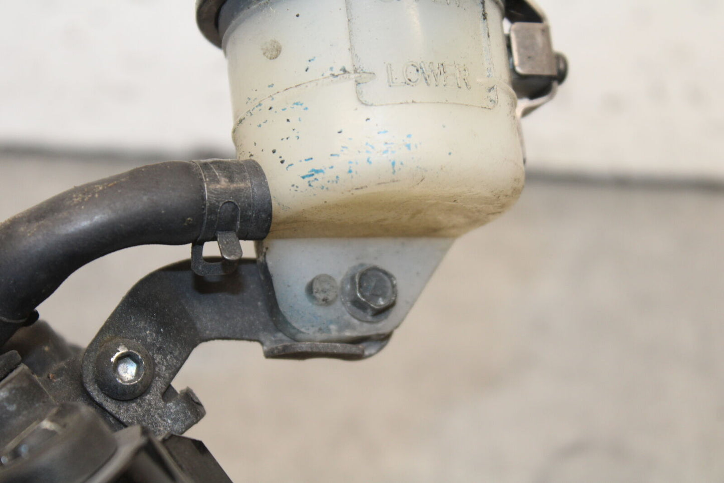 09-12 KAWASAKI NINJA ZX6R ZX600R FRONT BRAKE MASTER CYLINDER w/ LEVER BB656