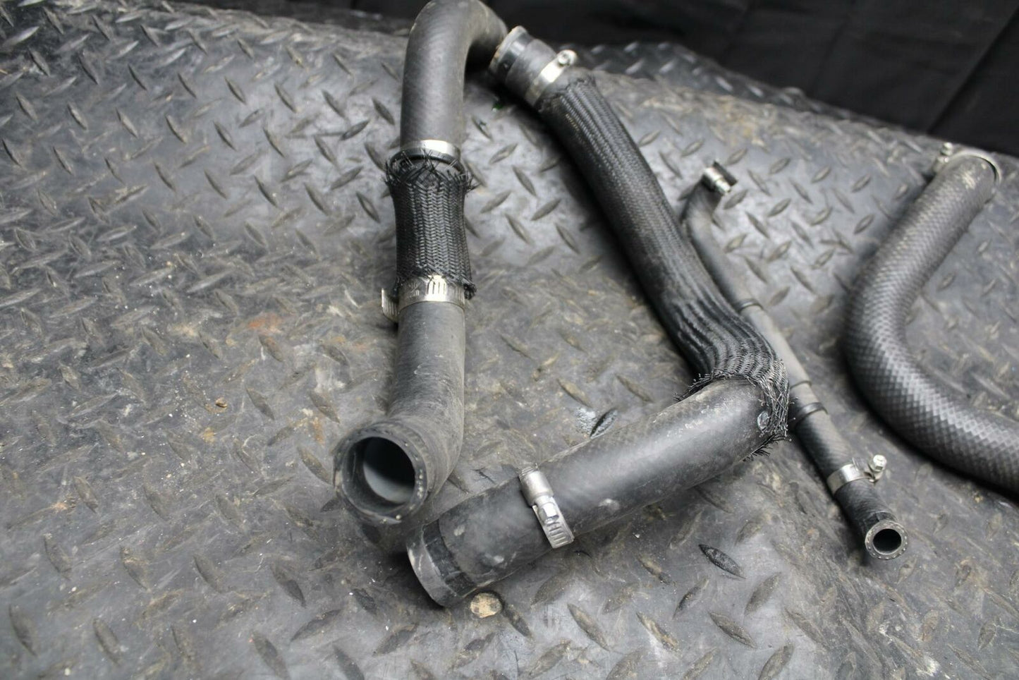 13 SUZUKI GSXR750 RADIATOR HOSES ENGINE COOLANT WATER PIPES HOSE KIT  BB217