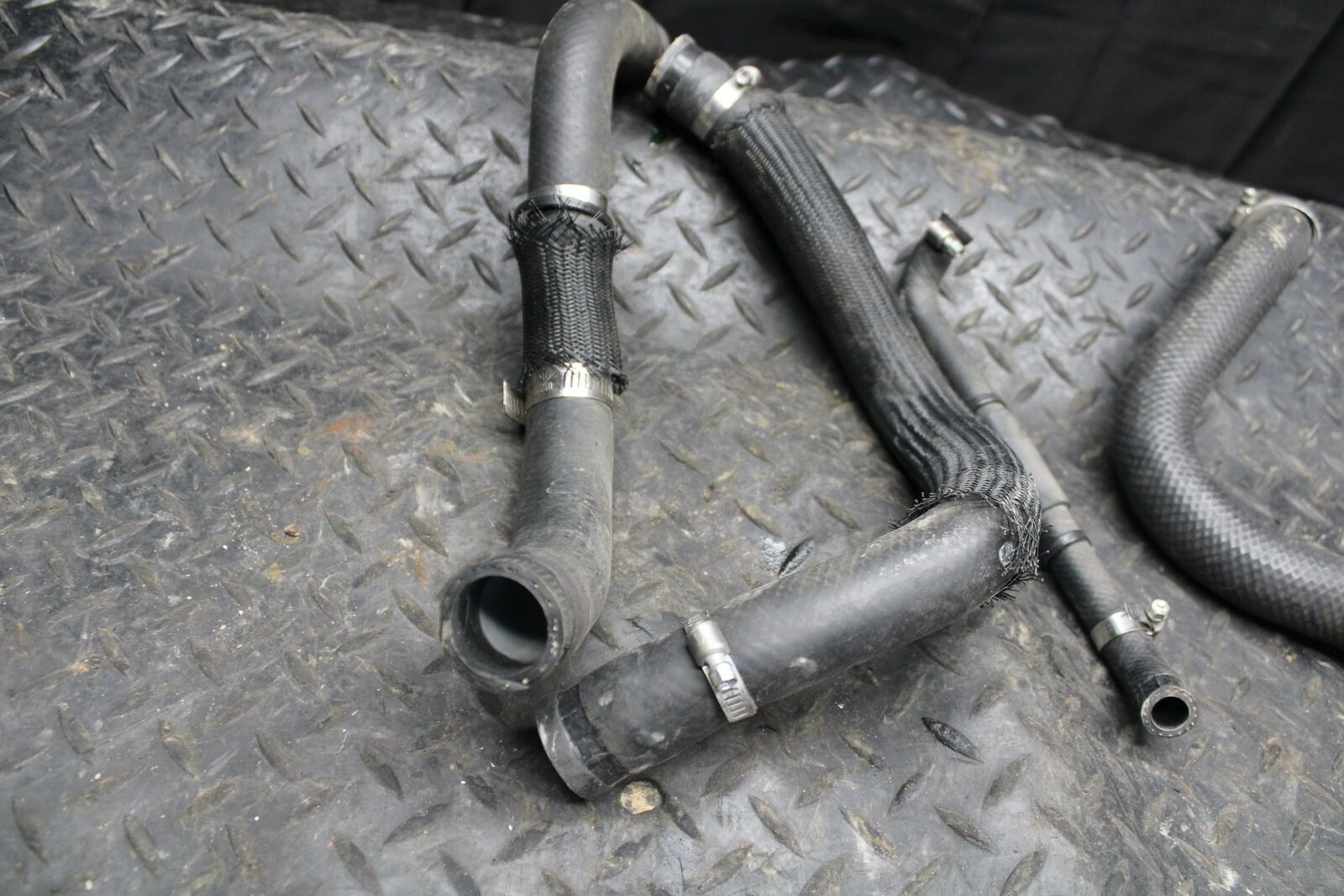 13 SUZUKI GSXR750 RADIATOR HOSES ENGINE COOLANT WATER PIPES HOSE KIT  BB217