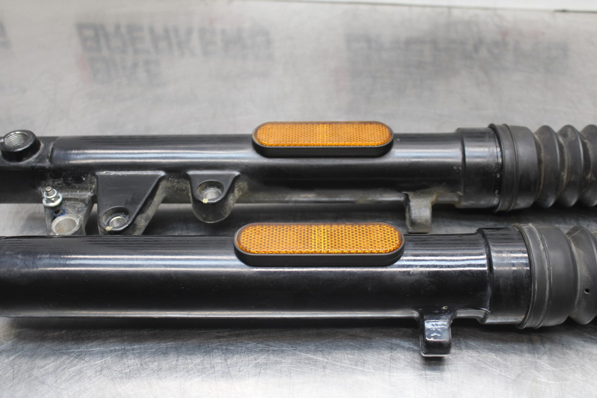 19 MOTO GUZZI V7 III FRONT FORKS SHOCK SUSPENSION SET PAIR BB831