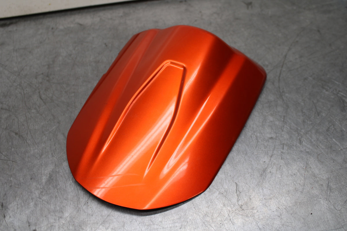 08-10 SUZUKI GSXR600 REAR BACK SEAT SOLO COWL FAIRING COVER BB92