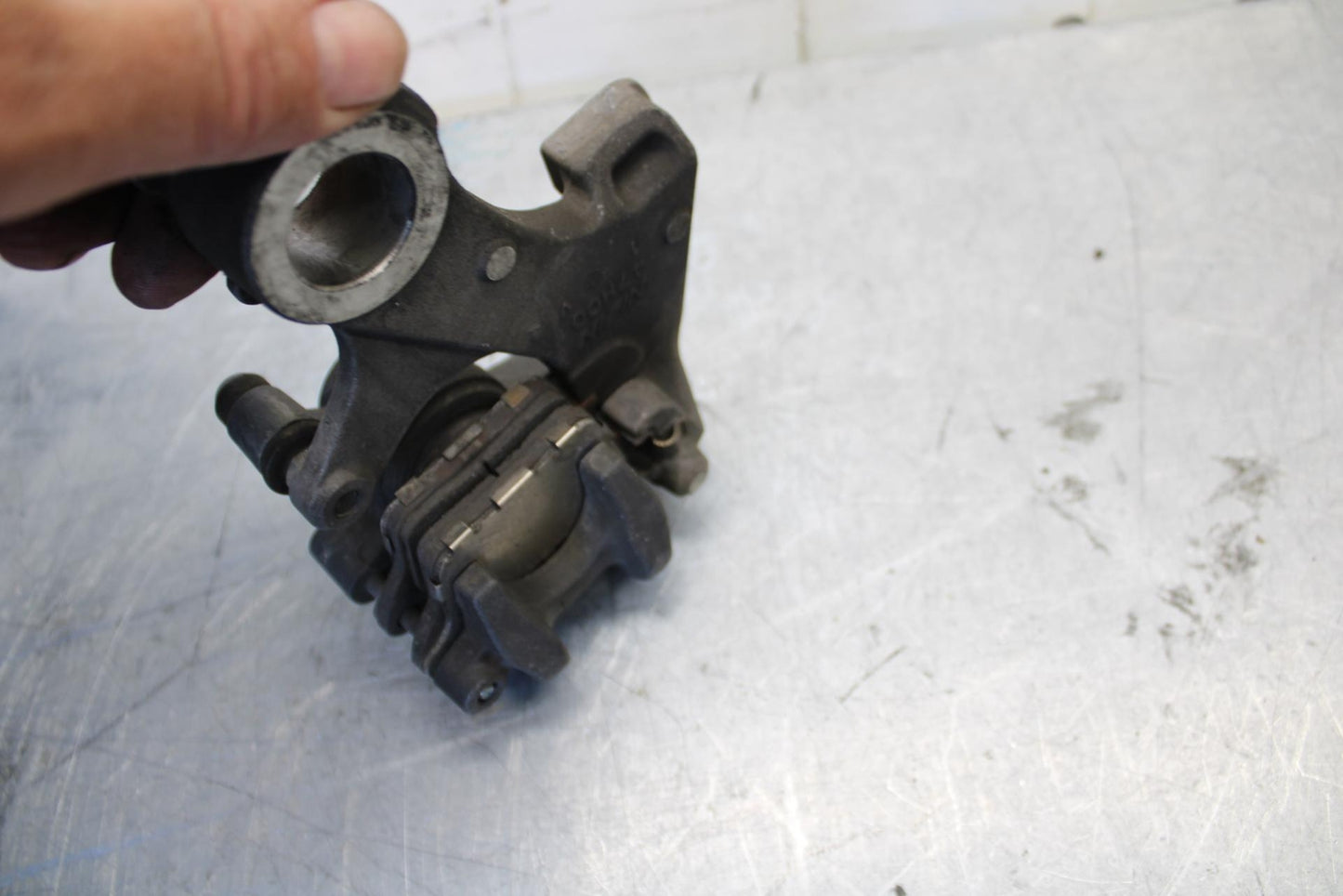 11-17 SUZUKI GSXR750 REAR BACK BRAKE CALIPER BB417