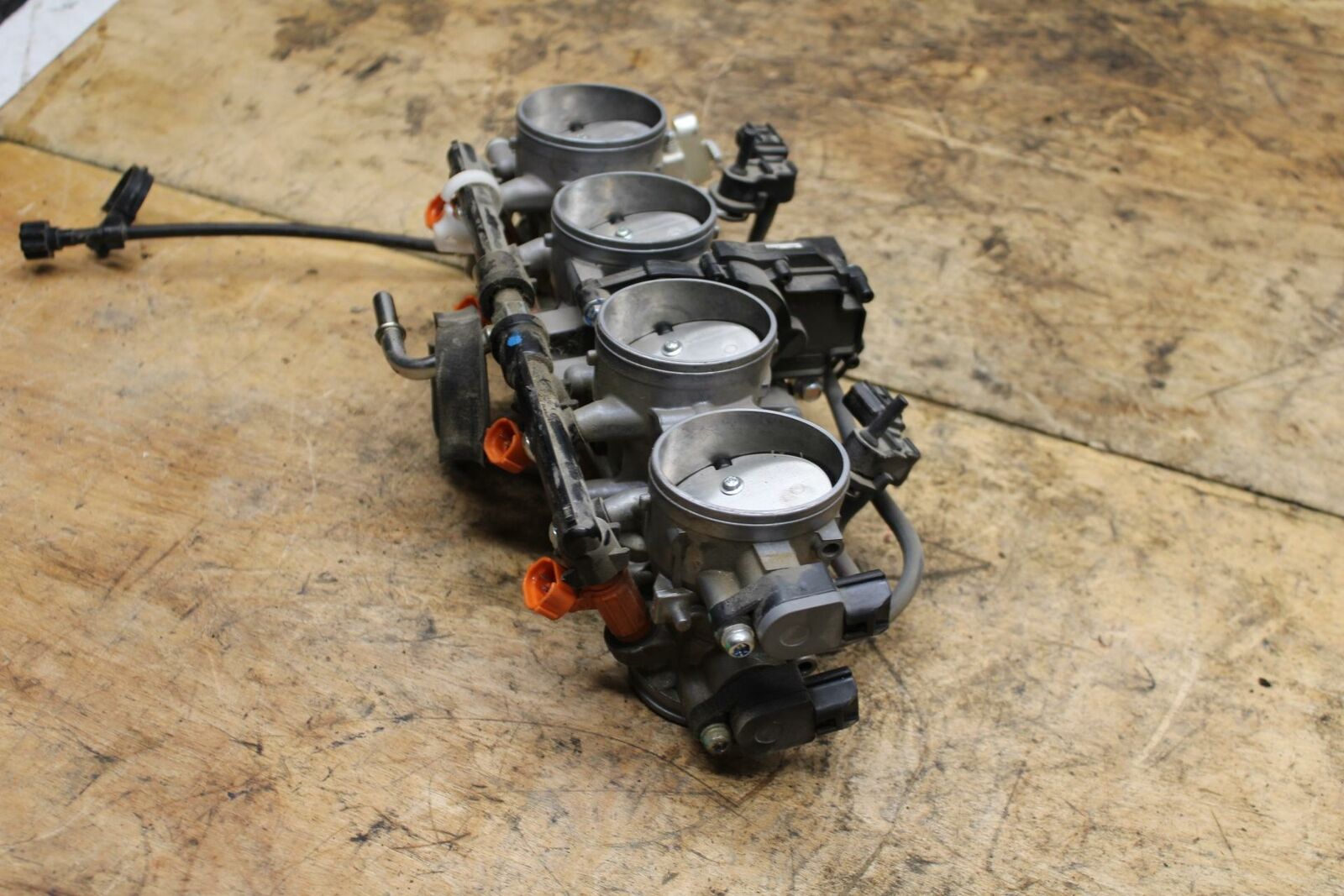 13-18 KAWASAKI NINJA ZX6R MAIN FUEL INJECTORS / THROTTLE BODIES BB342