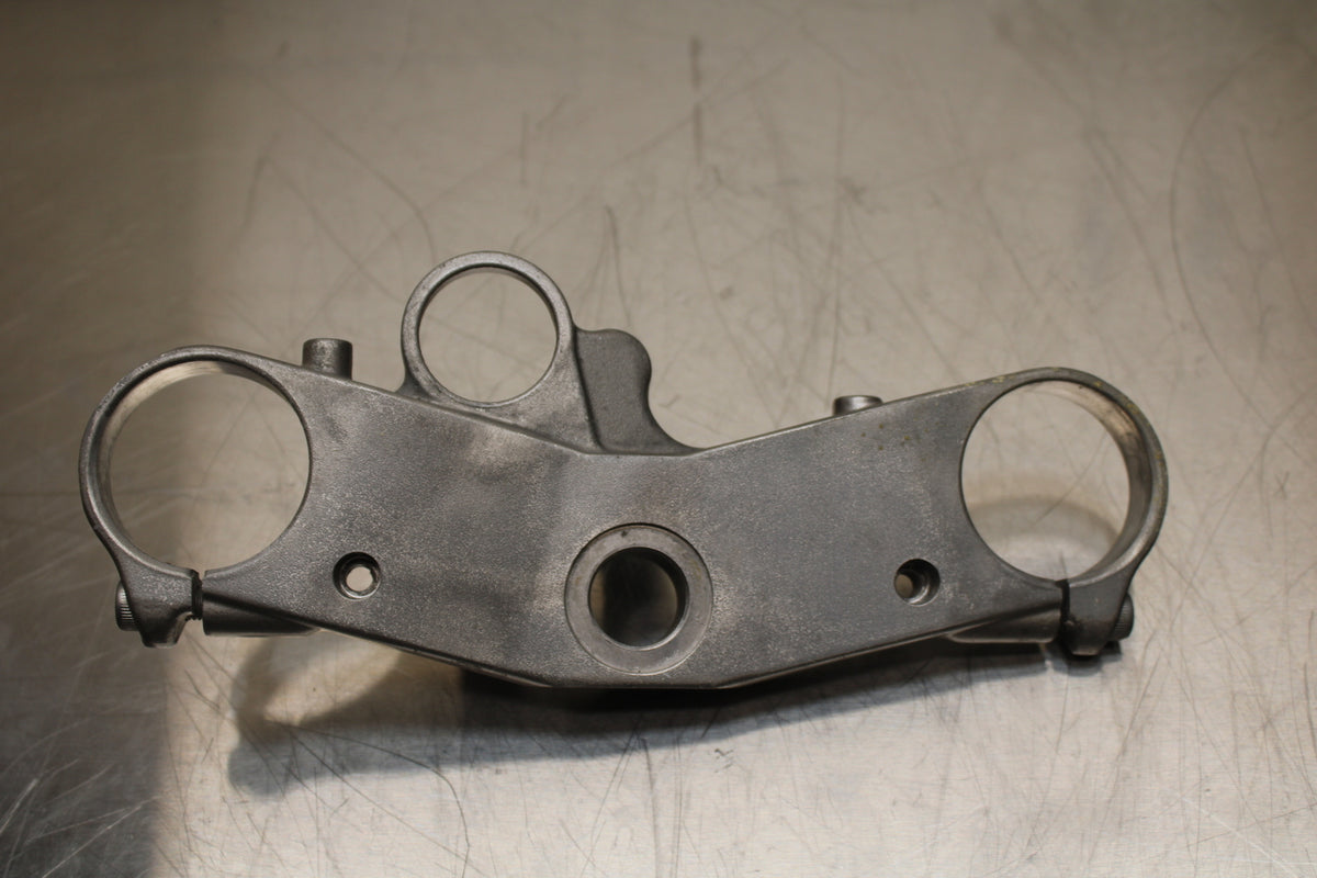 96 YAMAHA YZF750R FORKS UPPER TRIPLE TREE CLAMP BB137