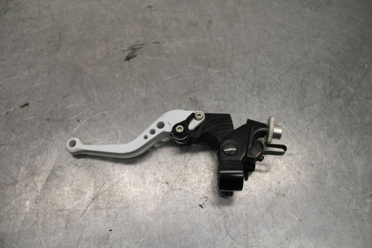 08-09 SUZUKI GSXR600 CLUTCH PERCH MOUNT WITH LEVER  BB728