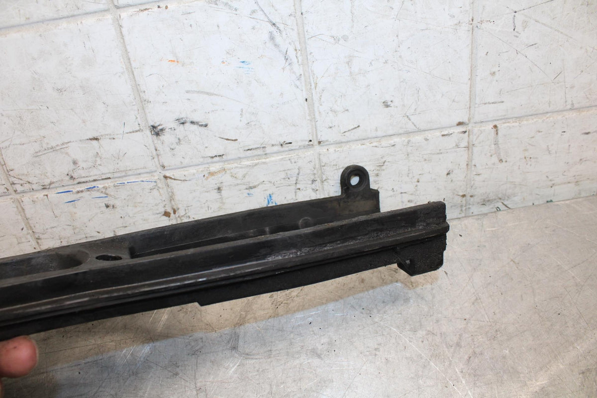 2007 Suzuki GSXR750 SWINGARM CHAIN BUFFER SLIDER GUIDE 61273-01H00 BB546