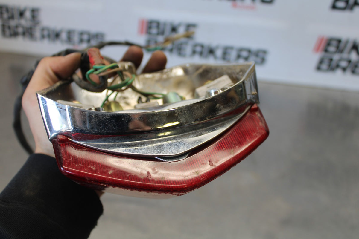 95 HONDA SHADOW 1100 TAILLIGHT REAR TAIL BRAKE LIGHT BB885