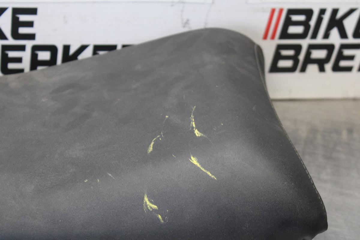 15-17 YAMAHA FJ09 REAR BACK PASSENGER TANDEM SEAT PAD SADDLE PILLION BB906