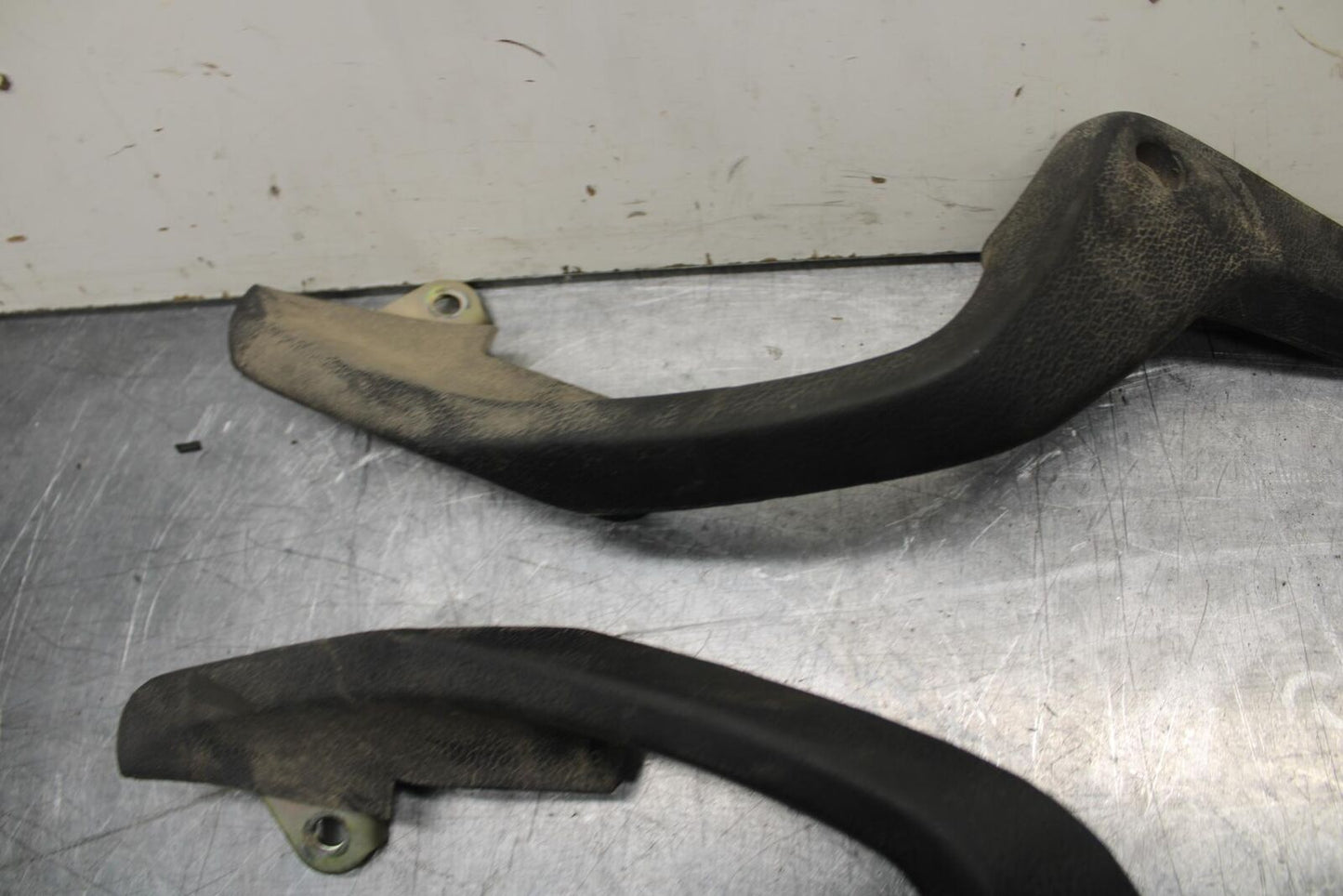 1999 Honda ST1100 PASSENGER REAR SEAT GRAB BAR HANDLE SET BB222