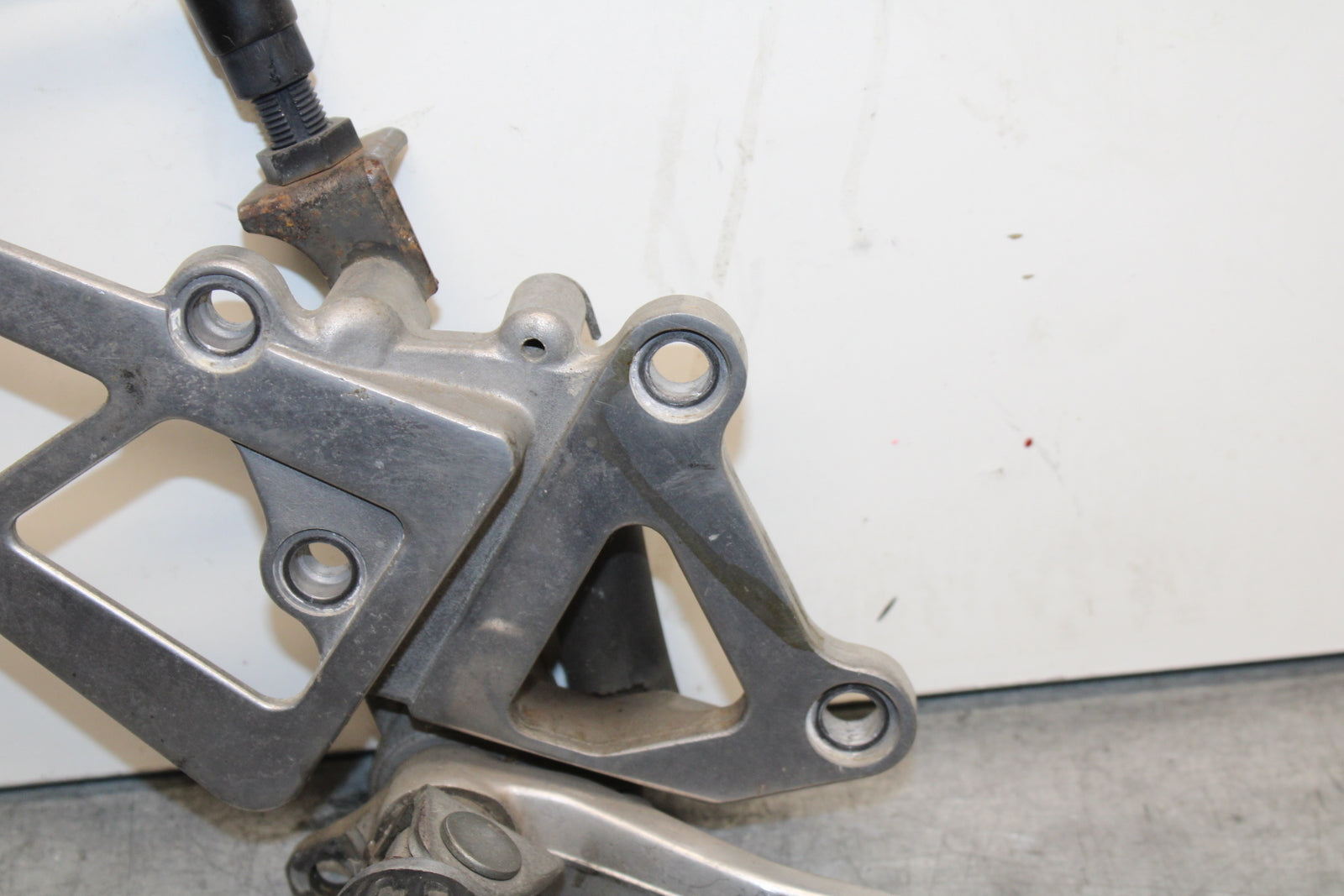 93-94 KAWASAKI NINJA ZX7R RIGHT REARSET REAR SET DRIVER FOOT PEG REST STOP BB124