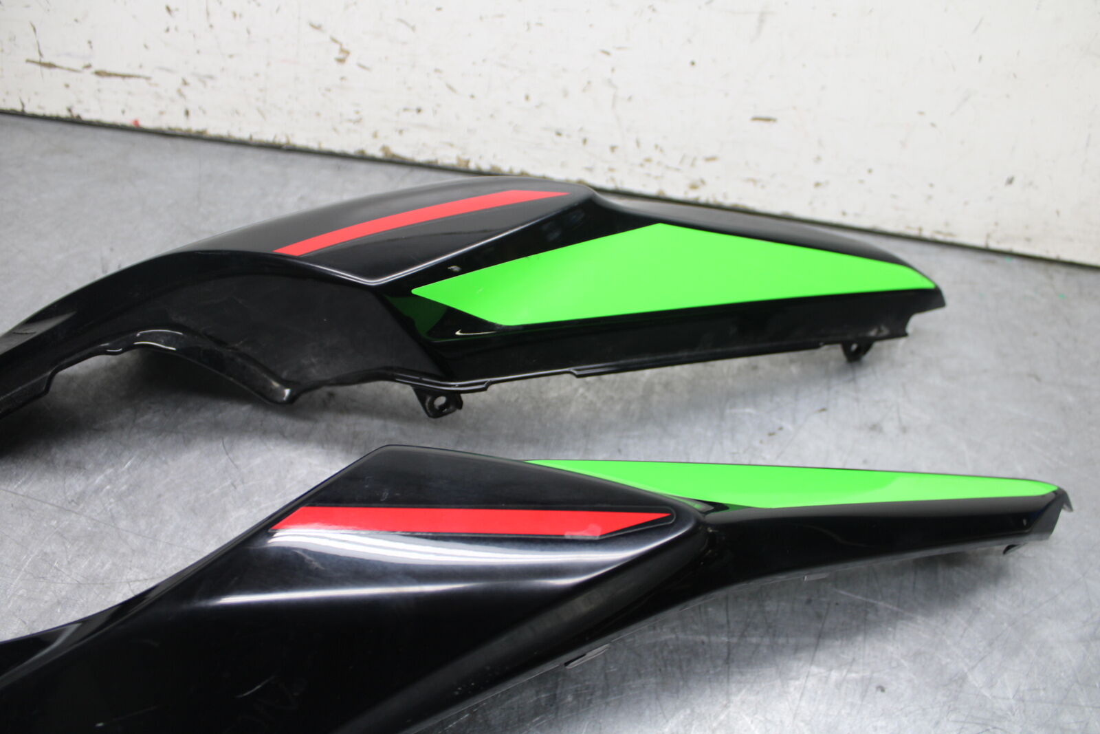 18-24 KAWASAKI NINJA 650 REAR BACK TAIL FAIRING COWL SHROUD SET  BB725