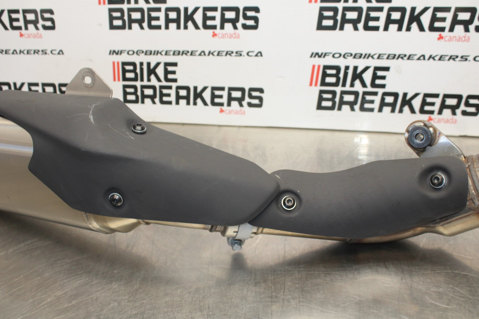 24-25 KAWASAKI NINJA ZX4R FULL EXHAUST SYSTEM HEADERS PIPE MUFFLER BB610