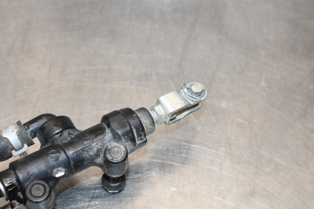 08 KAWASAKI VULCAN 900 REAR BACK BRAKE MASTER CYLINDER W RESERVOIR BB184