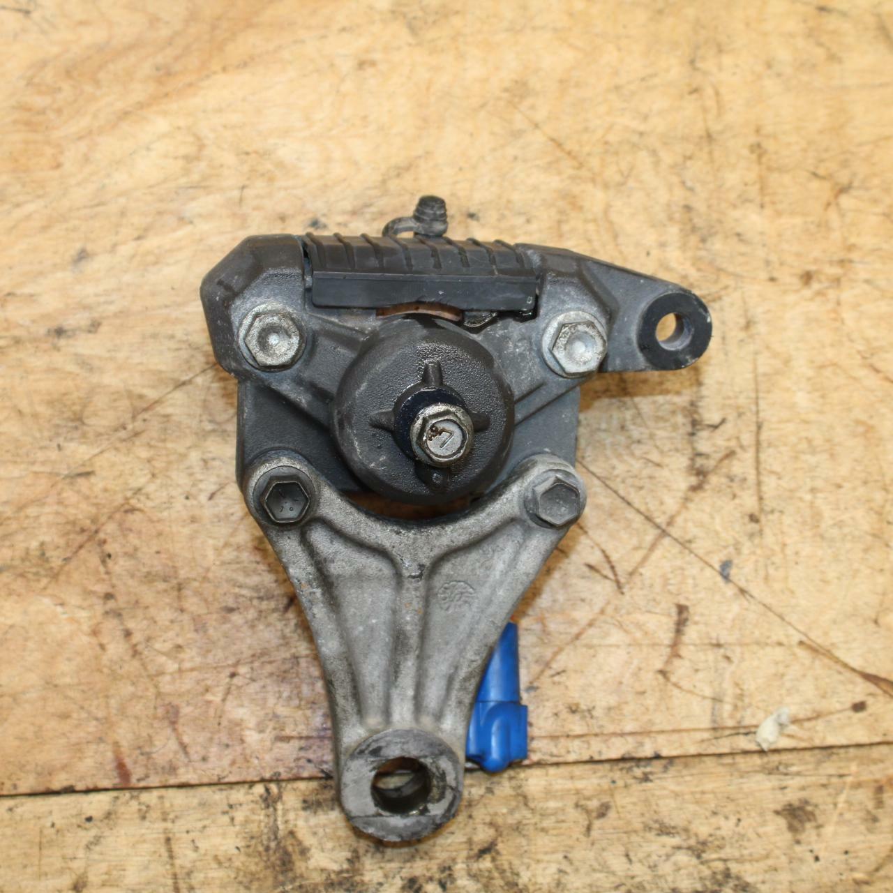 04-09 SUZUKI GS500F REAR BACK BRAKE CALIPER W MOUNT BRACKET BB335