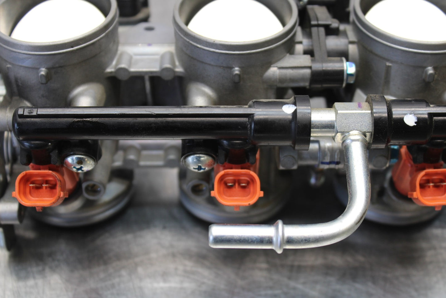 21-23 KAWASAKI NINJA ZX6R MAIN FUEL INJECTORS / THROTTLE BODIES BB179