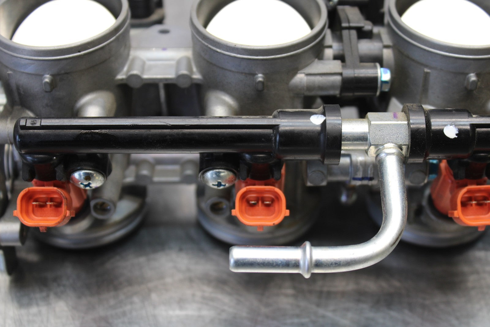 21-23 KAWASAKI NINJA ZX6R MAIN FUEL INJECTORS / THROTTLE BODIES BB179