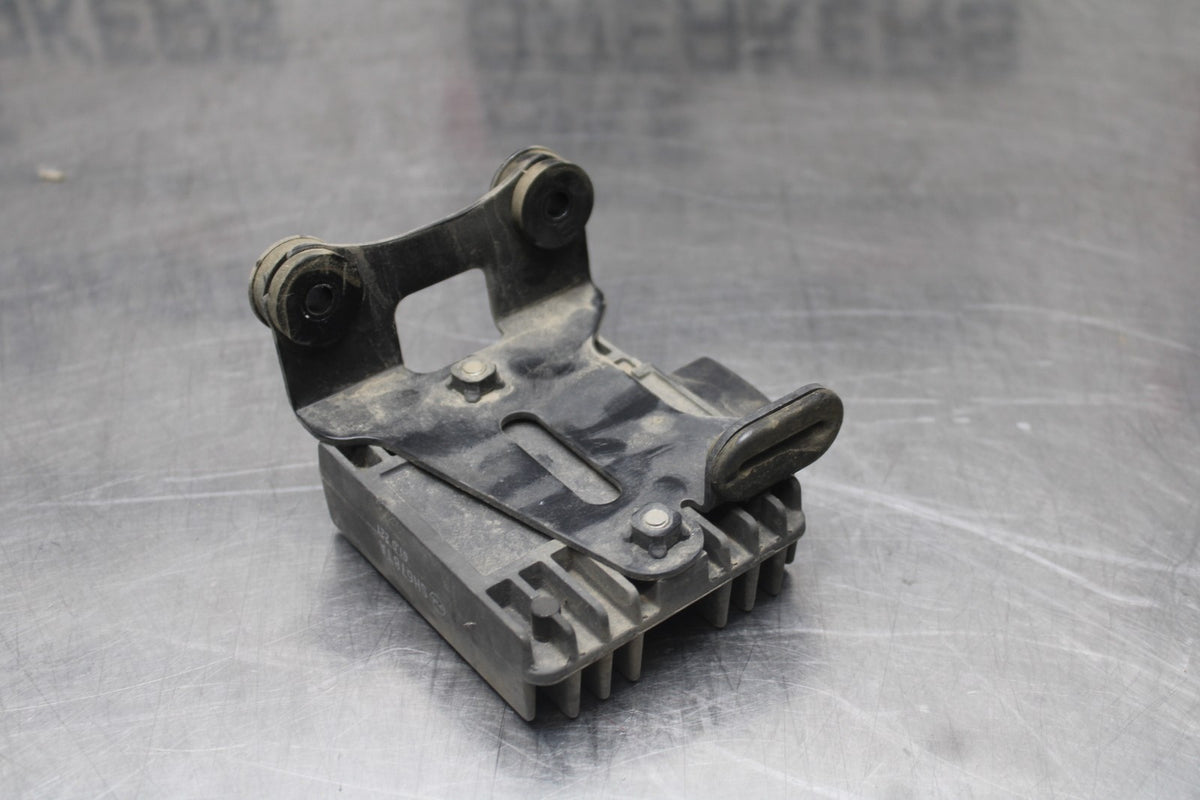 13 KAWASAKI NINJA 650 EX650F ABS RECTIFIER VOLTAGE REGULATOR BB828