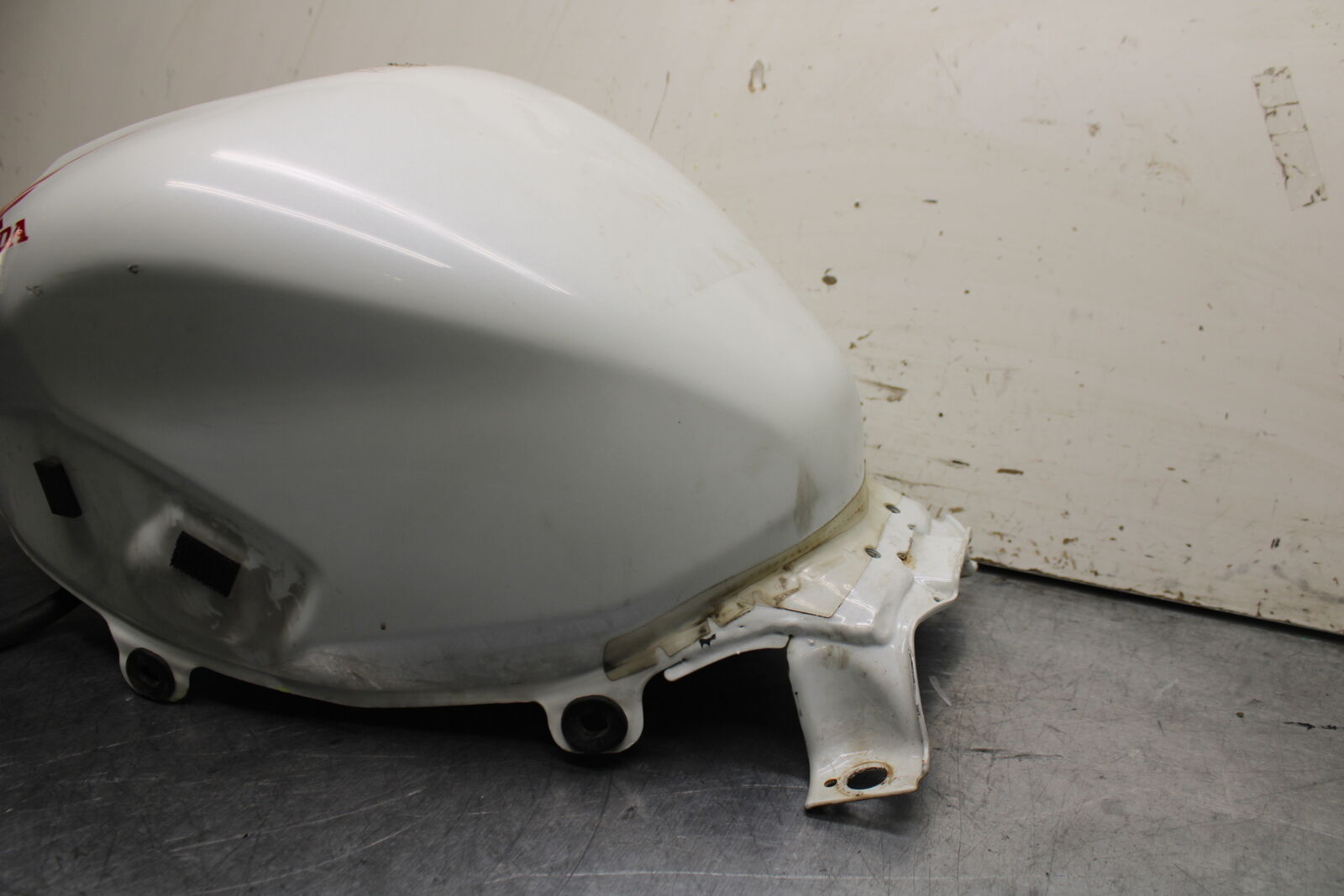 15-16 HONDA CB300F GAS TANK FUEL CELL PETROL RESERVOIR BB740