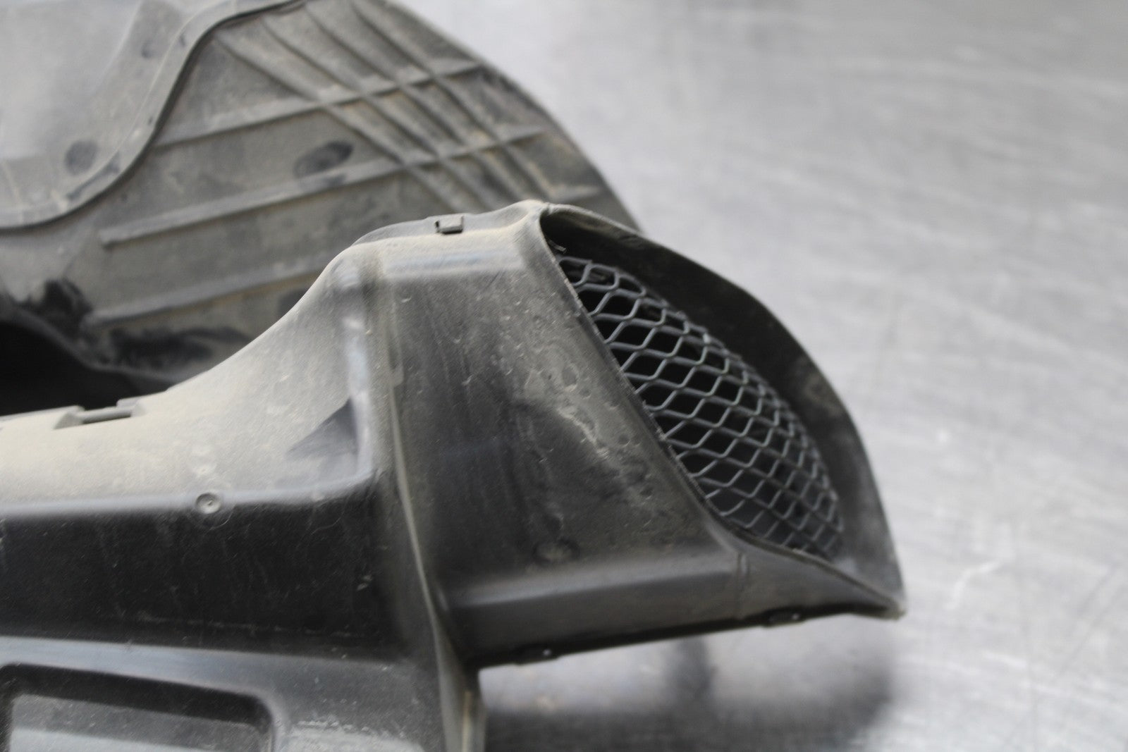 06-07 SUZUKI GSXR 600 RIGHT LEFT AIR INTAKE DUCTS BB170