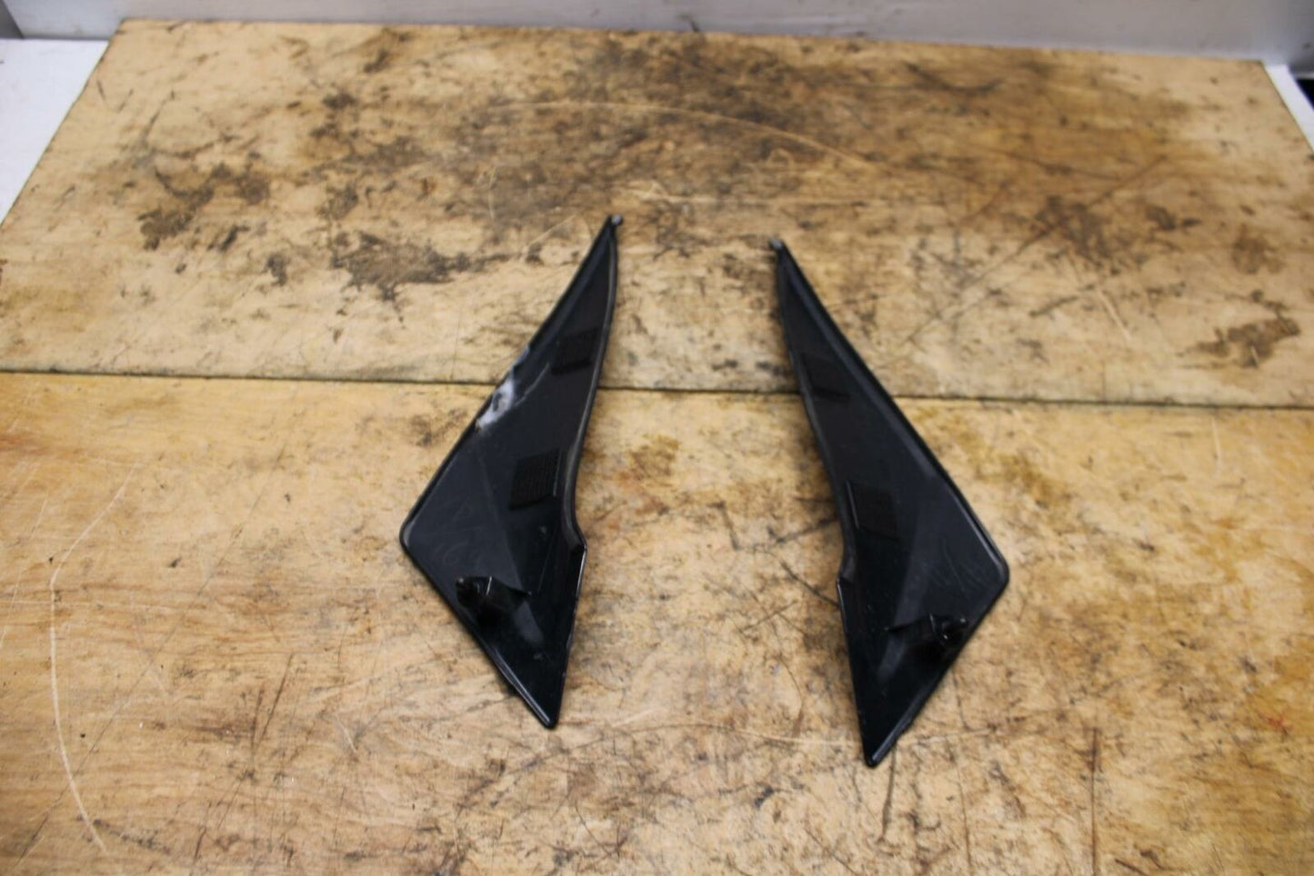 11-21 SUZUKI GSXR600 RIGHT LEFT FRONT SIDE SEAT PANELS TRIMS COWLS BB346