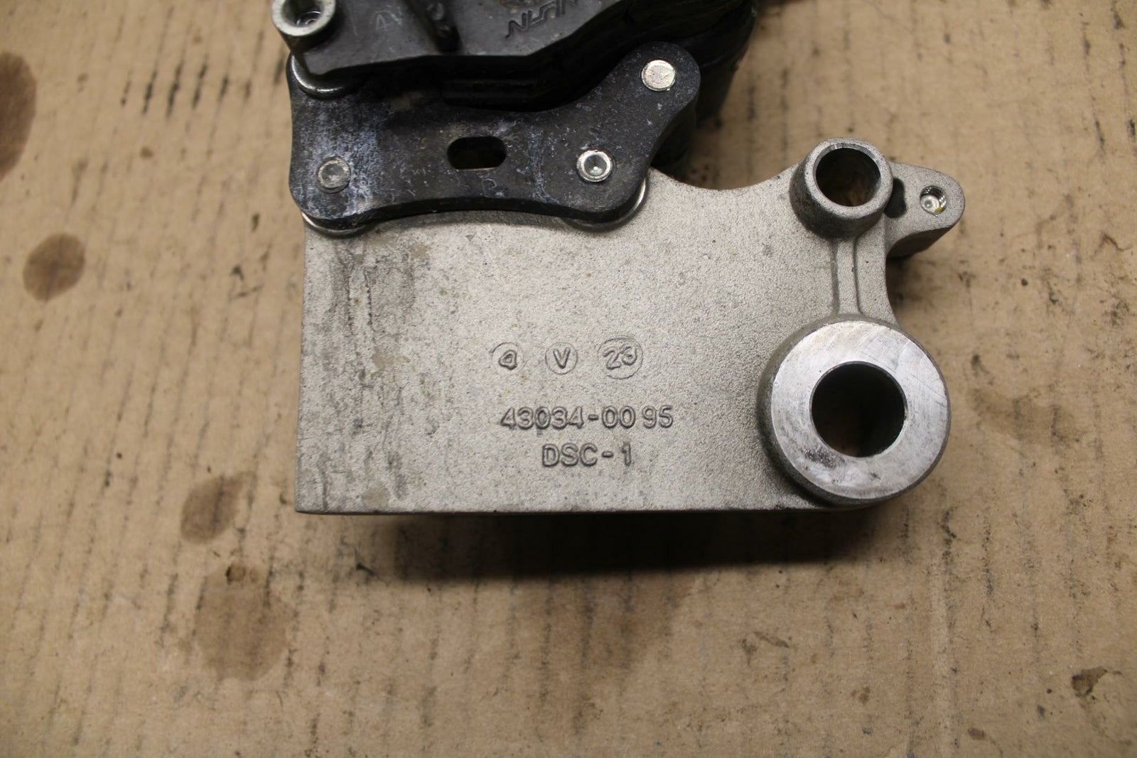 15 KAWASAKI NINJA 300 EX300 ABS REAR BACK BRAKE CALIPER W MOUNT BRACKET BB395