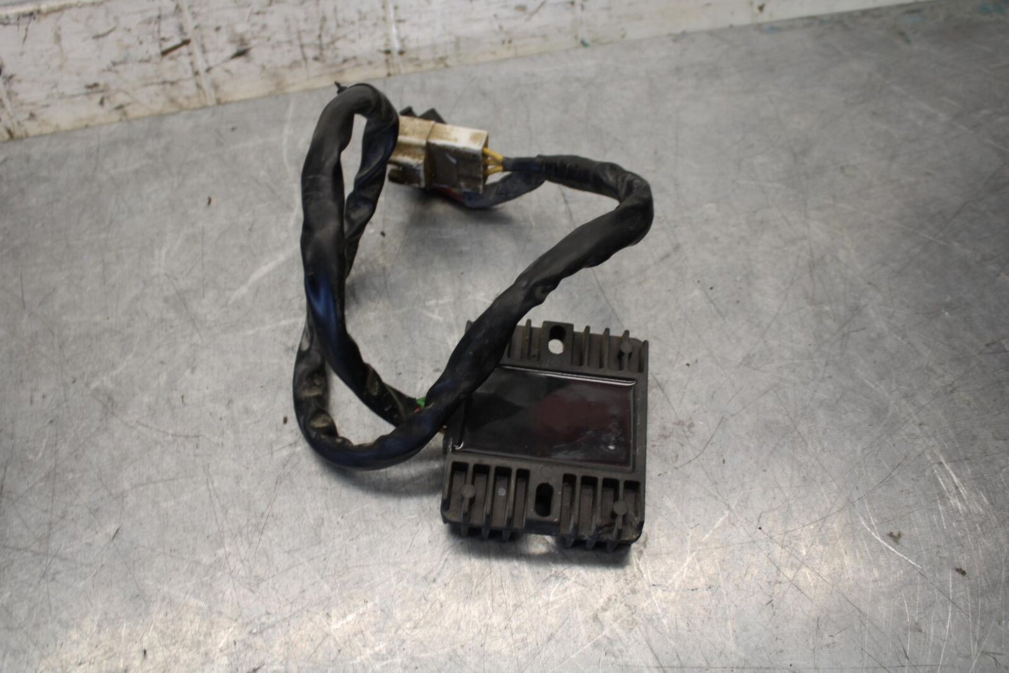 2006 Honda CBR600F4i RECTIFIER VOLTAGE REGULATOR 31600-MBW-G90 BB567