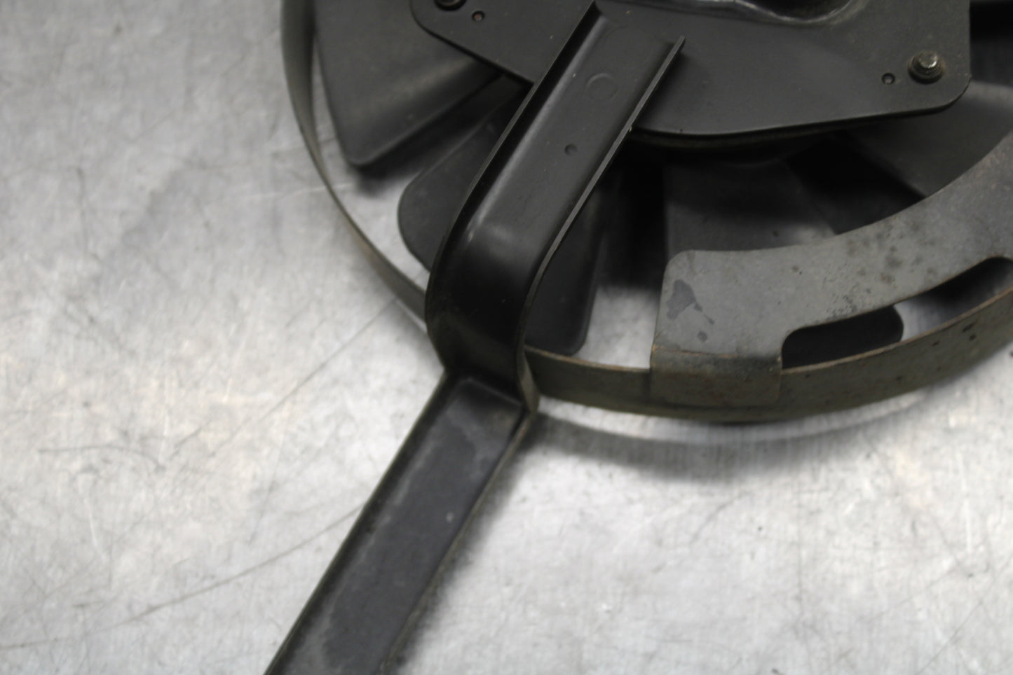 00-02 KAWASAKI NINJA ZX6R ENGINE RADIATOR COOLING FAN BB750