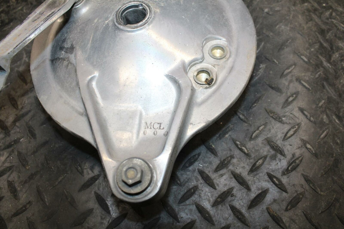 03-05 HONDA SHADOW CLASSIC 750 REAR BACK BRAKE HUB BB229
