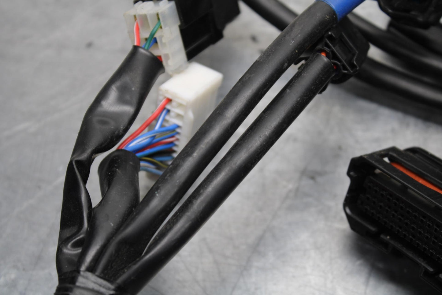 22-23 YAMAHA YZF R7 MAIN ENGINE WIRING HARNESS MOTOR WIRE LOOM BB583