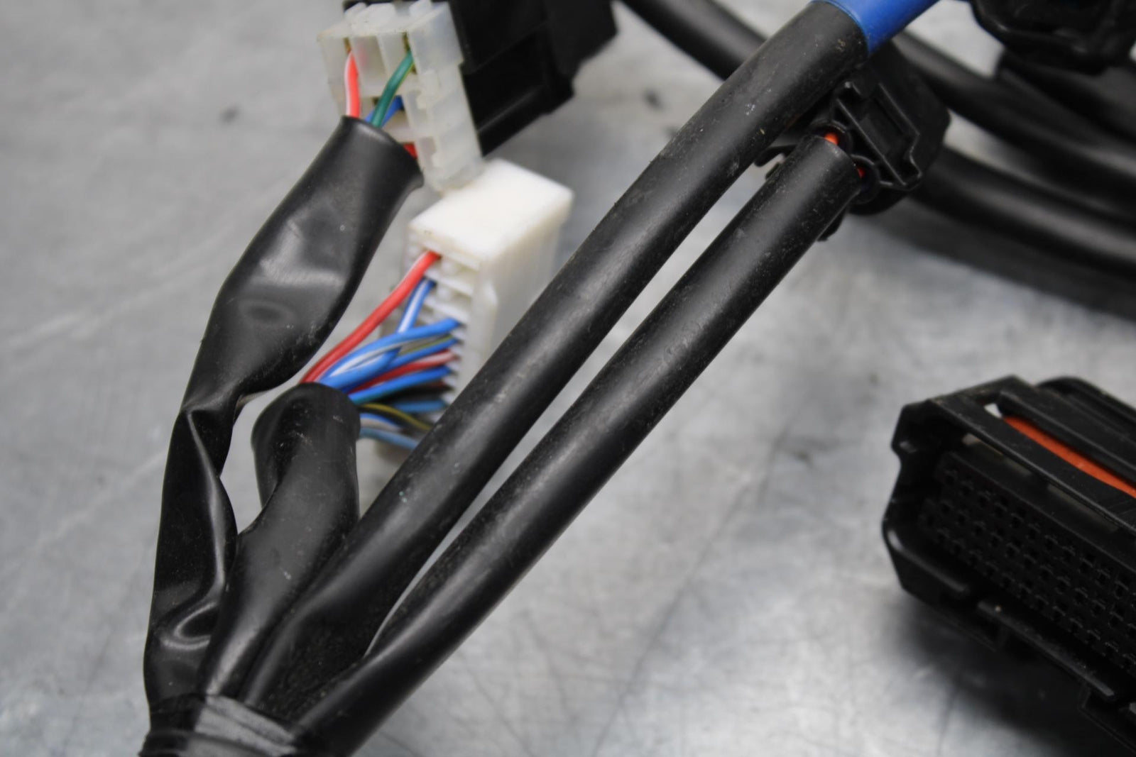 22-23 YAMAHA YZF R7 MAIN ENGINE WIRING HARNESS MOTOR WIRE LOOM BB583