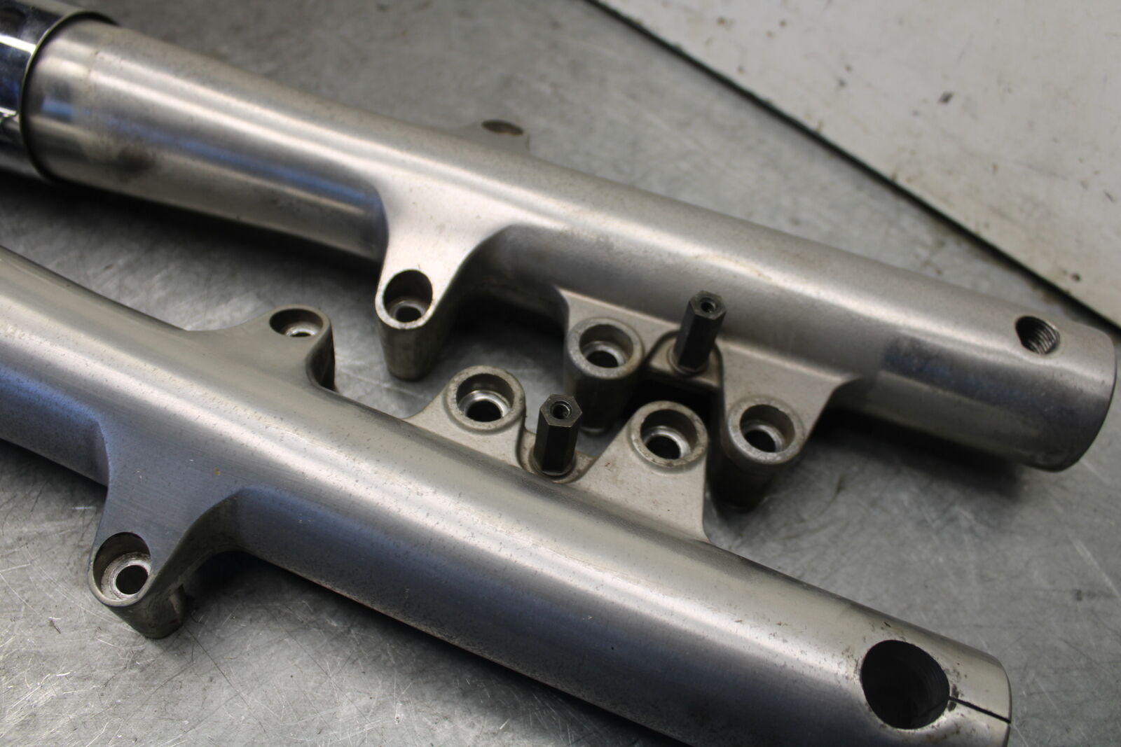 05-09 SUZUKI BOULEVARD C90 FRONT FORKS SHOCK SUSPENSION SET PAIR BB692