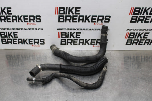 08-10 SUZUKI GSXR 600 RADIATOR HOSES ENGINE COOLANT WATER PIPES HOSE BB765