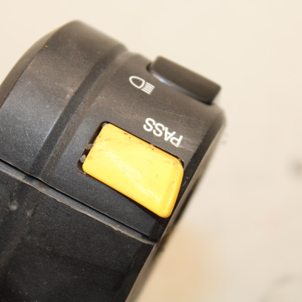 06-07 SUZUKI GSXR750 LEFT CLIP ON HANDLE HORN SIGNALS SWITCH  BB645