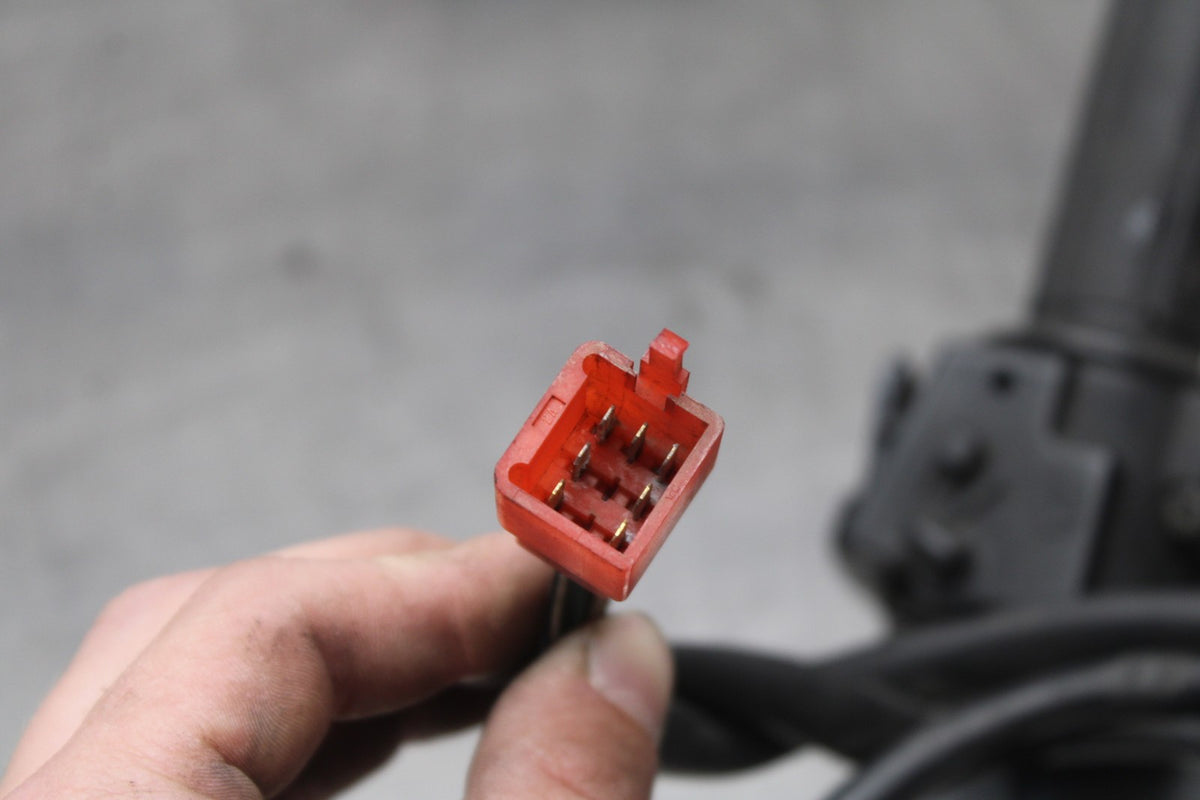 00-01 HONDA CBR929RR RIGHT CLIP ON HANDLE KILL OFF START SWITCH SWITCHES BB925