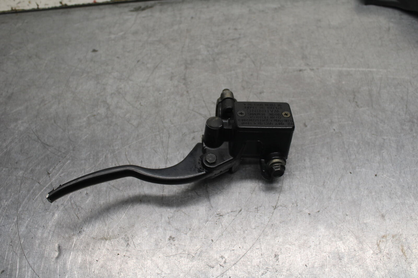 08-12 KAWASAKI NINJA 250R EX250J FRONT BRAKE MASTER CYLINDER w/ LEVER BB111